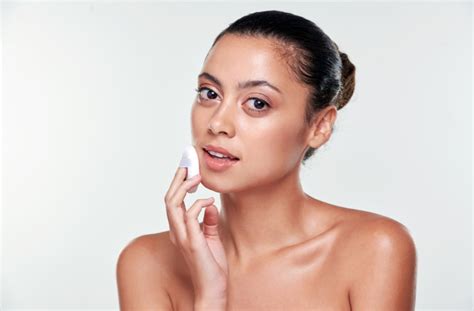 7 Rahasia Kecantikan Wanita yang Disembunyikan Model!