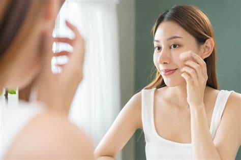 7 Rahasia Kulit Kering Jadi Glowing, Nomor 5 Bikin Kaget!