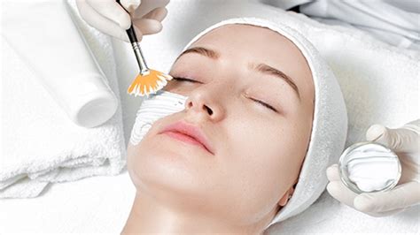 5 Perawatan Wajib di Naavagreen untuk Kulit Glowing Impian! 5 Perawatan Wajib di Naavagreen untuk Kulit Glowing Impian!