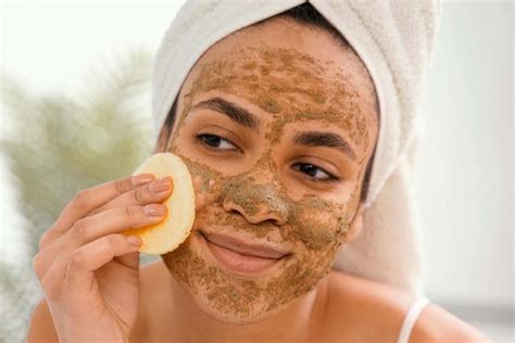 5 Rahasia Perawatan Badan Natasha yang Bikin Kulit Glowing Alami! 5 Rahasia Perawatan Badan Natasha yang Bikin Kulit Glowing Alami!