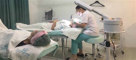7 Perawatan Bopeng Dermaster Terbaik: Bye-Bye Kulit Tak Rata! 7 Perawatan Bopeng Dermaster Terbaik: Bye-Bye Kulit Tak Rata!
