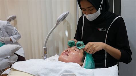 7 Rahasia Perawatan Kecantikan Wajah: Glowing Tanpa Ribet! 7 Rahasia Perawatan Kecantikan Wajah: Glowing Tanpa Ribet!