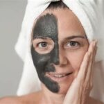 7 Ritual Kecantikan Aneh tapi Ampuh Bikin Kulit Glowing dalam Seminggu!
