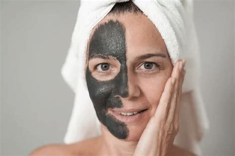 7 Ritual Kecantikan Aneh tapi Ampuh Bikin Kulit Glowing dalam Seminggu! 7 Ritual Kecantikan Aneh tapi Ampuh Bikin Kulit Glowing dalam Seminggu!